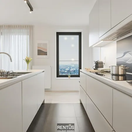 O Searys - Stylish With Stadium View In Appartement