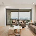 O Searys - Stylish With Stadium View In Apartment *