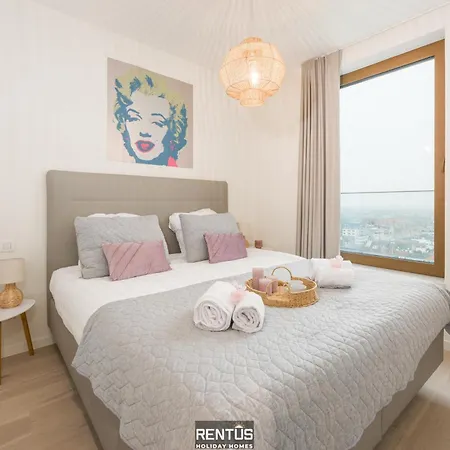 O Searys - Stylish With Stadium View In Apartament