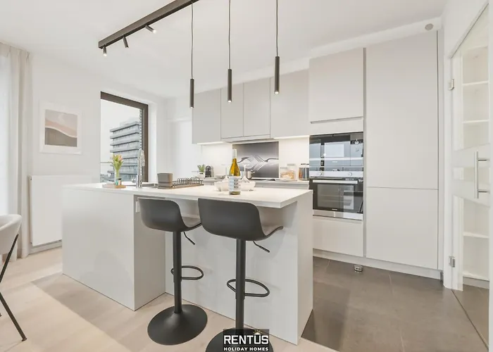 O Searys - Stylish With Stadium View In Oostende